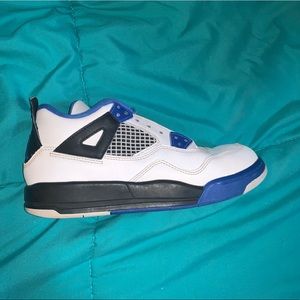 Air Jordan 4 motorsport